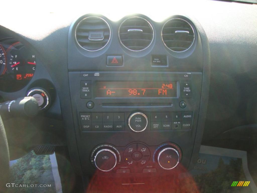 2007 Altima 3.5 SE - Super Black / Charcoal photo #16