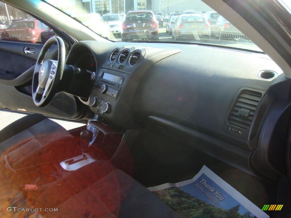 2007 Altima 3.5 SE - Super Black / Charcoal photo #25