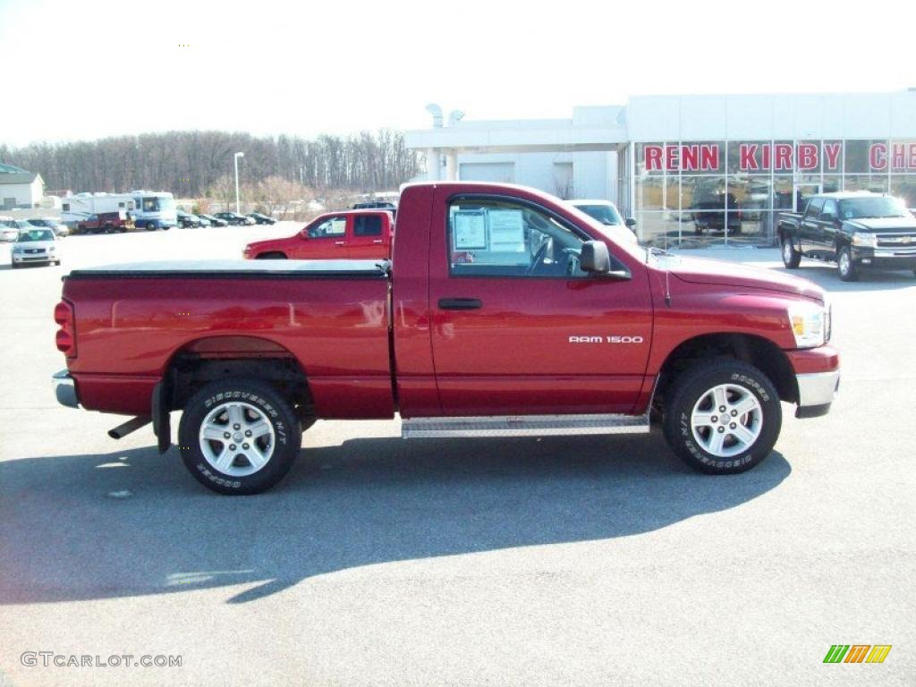 2007 Ram 1500 SLT Regular Cab 4x4 - Inferno Red Crystal Pearl / Medium Slate Gray photo #3