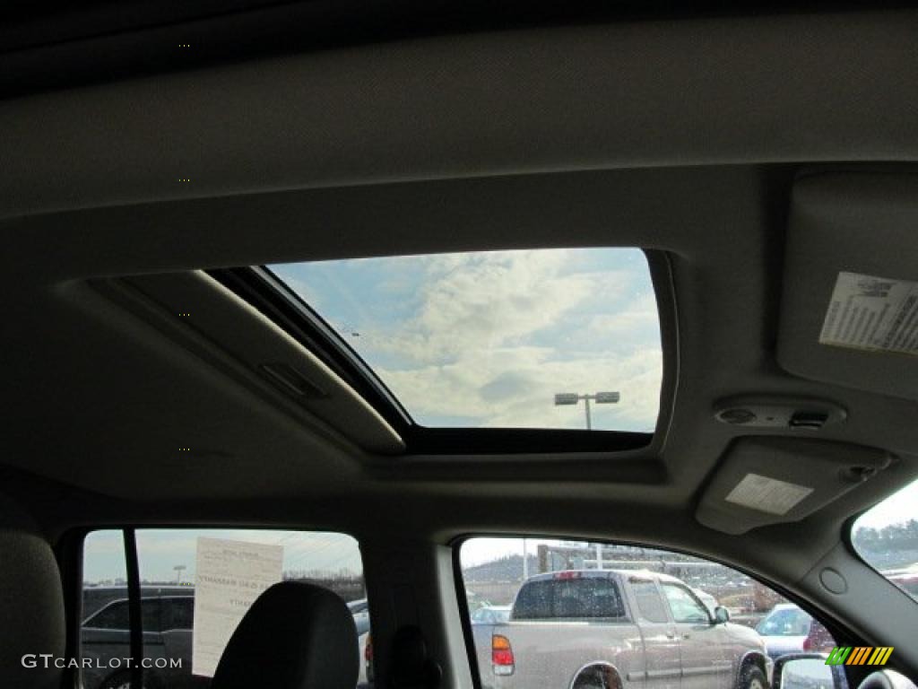 2008 Chevrolet HHR LT Sunroof Photos