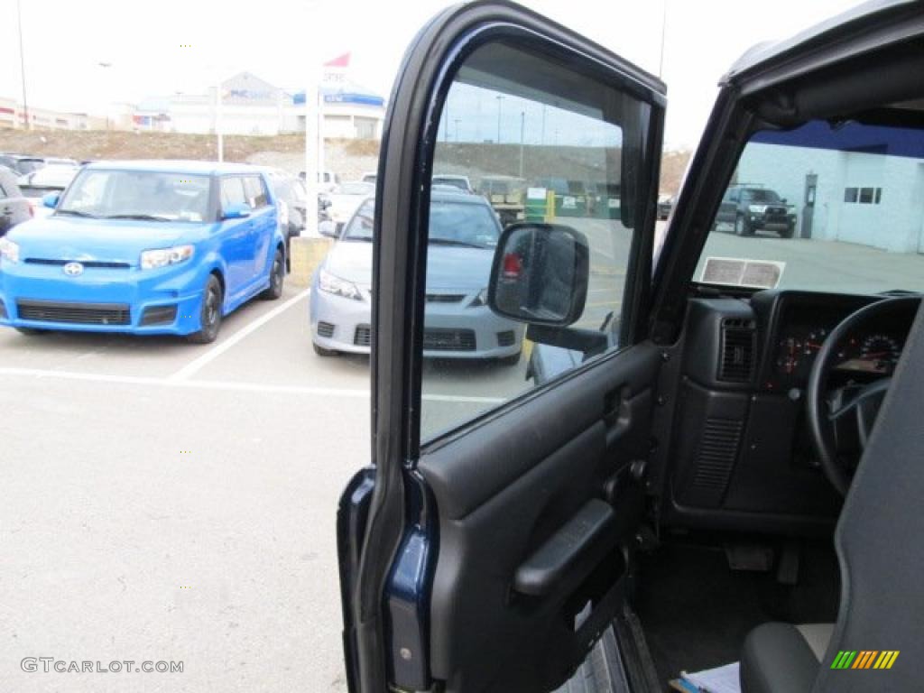 2004 Wrangler X 4x4 - Patriot Blue Pearl / Dark Slate Gray photo #11