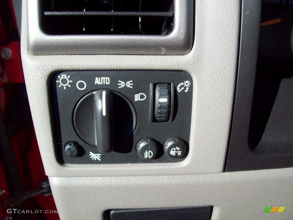 2008 Chevrolet Colorado Work Truck Regular Cab Controls Photo #45401842