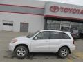 Super White - RAV4 4WD Photo No. 2