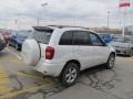 Super White - RAV4 4WD Photo No. 5