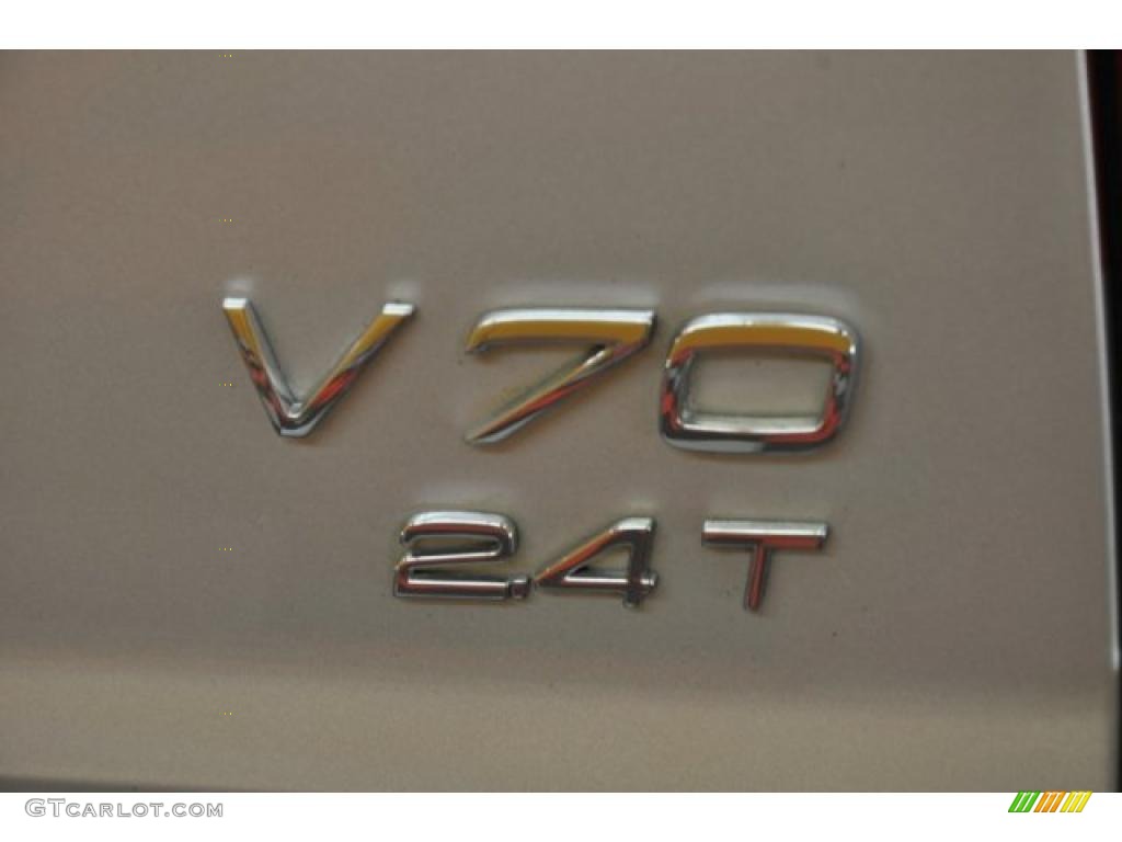 2001 V70 2.4T - Silver Metallic / Beige photo #5