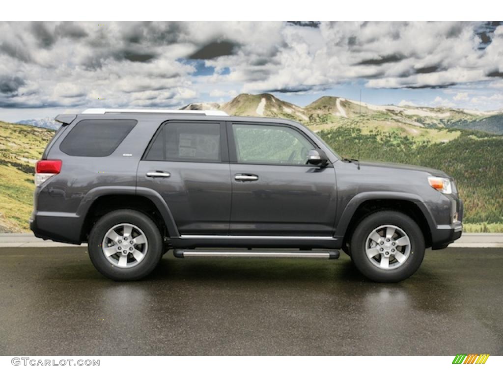 2011 4Runner SR5 4x4 - Magnetic Gray Metallic / Graphite photo #2