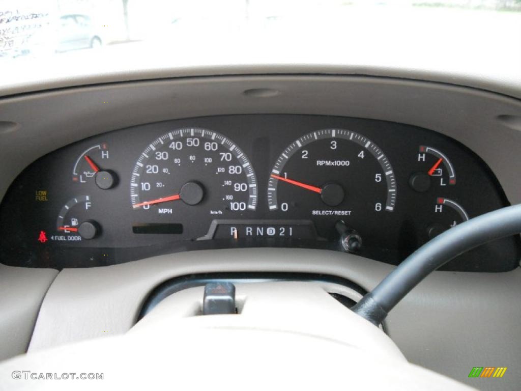 2000 Ford Expedition Eddie Bauer Gauges Photo #45416624
