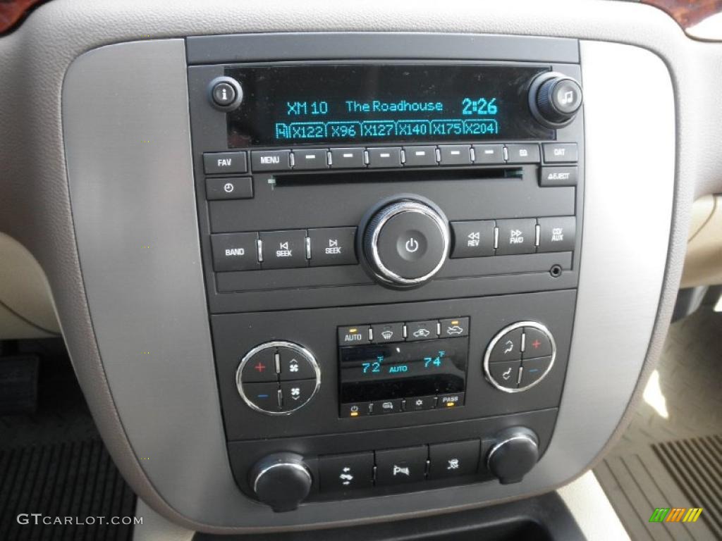 2011 GMC Sierra 1500 SLT Extended Cab 4x4 Controls Photo #45418292