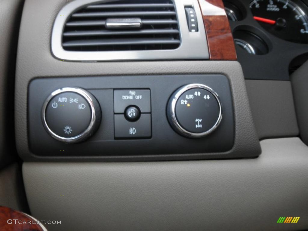 2011 GMC Sierra 1500 SLT Extended Cab 4x4 Controls Photo #45418320
