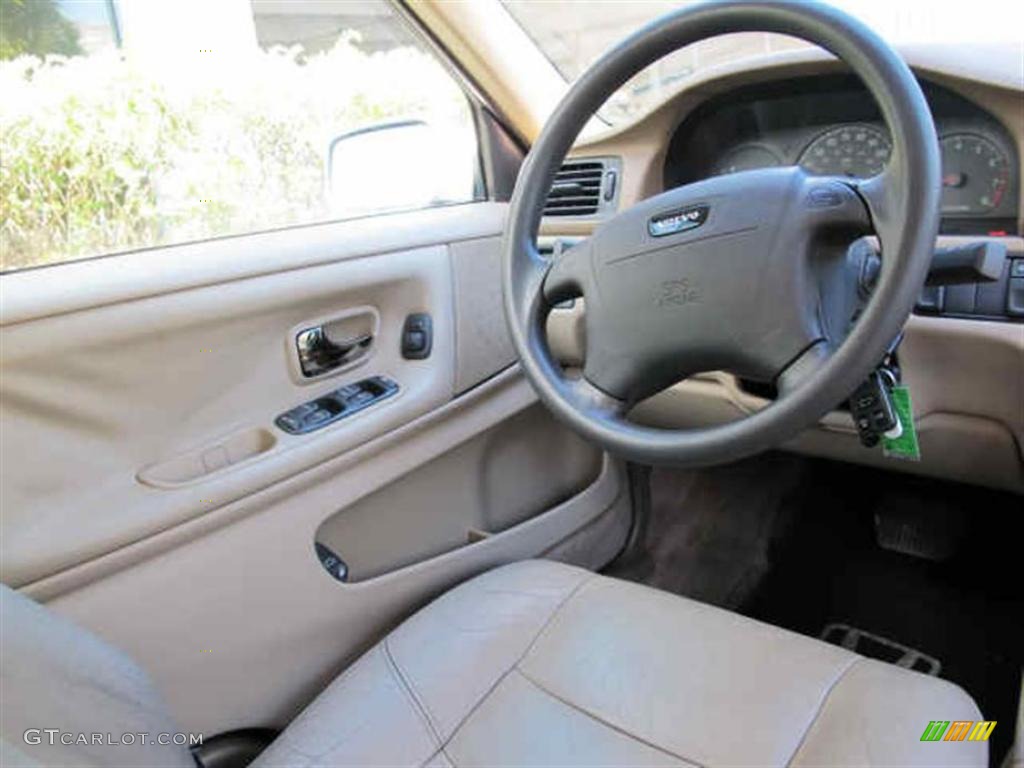 1998 S70  - White / Tan photo #10