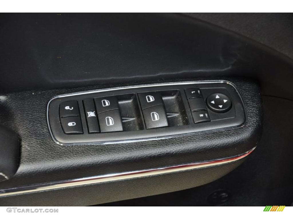 2011 Dodge Charger Rallye Plus Controls Photo #45423901