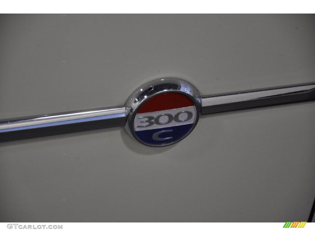 2006 Chrysler 300 C HEMI Heritage Editon Marks and Logos Photo #45424815