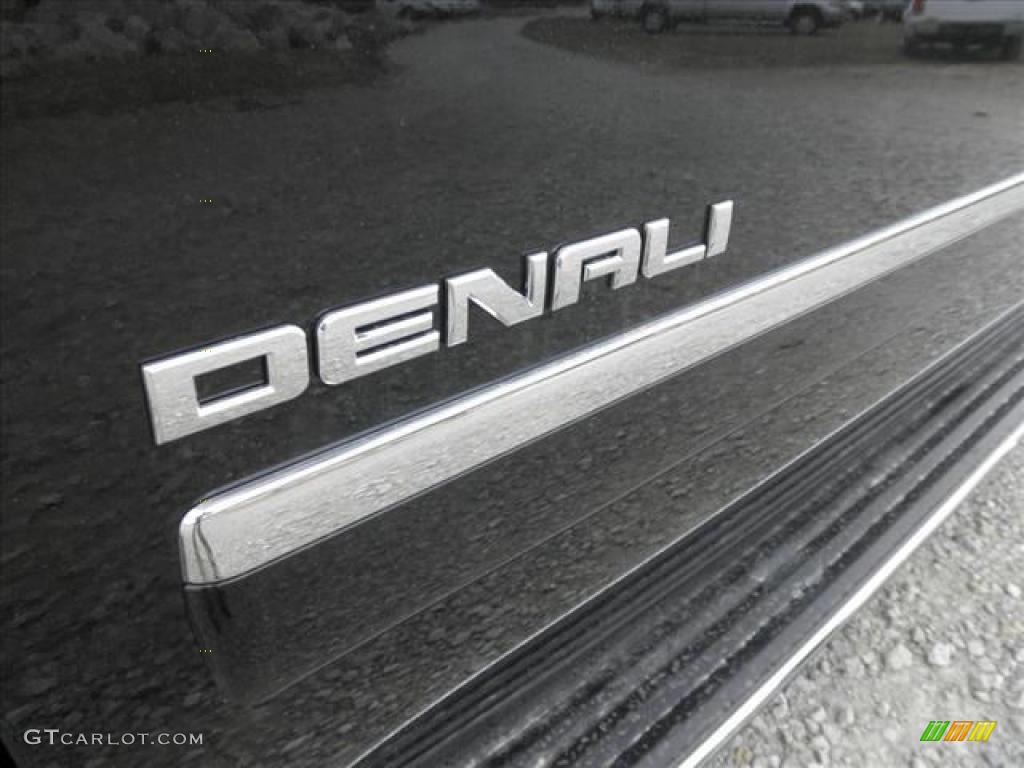 2011 GMC Yukon XL Denali AWD Marks and Logos Photo #45425151