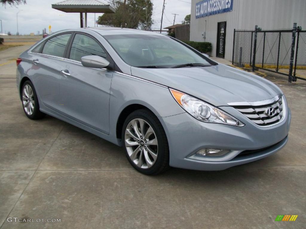 2011 Sonata SE 2.0T - Iridescent Silver Blue Metallic / Black photo #1