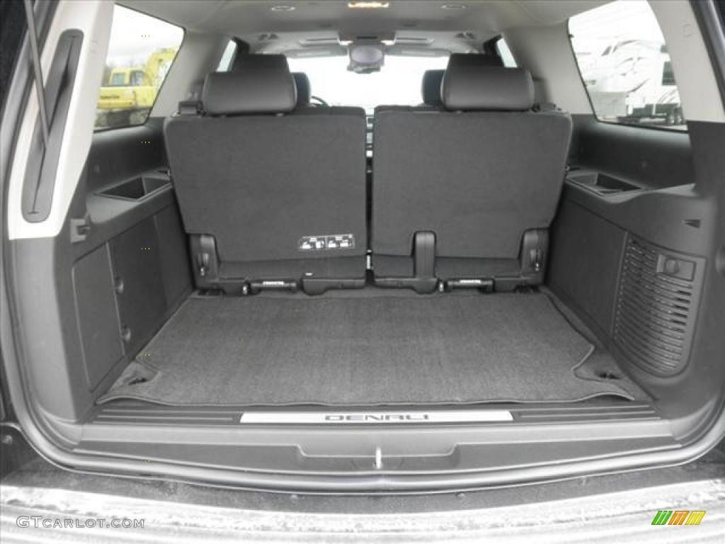 2011 GMC Yukon XL Denali AWD Trunk Photo #45425255