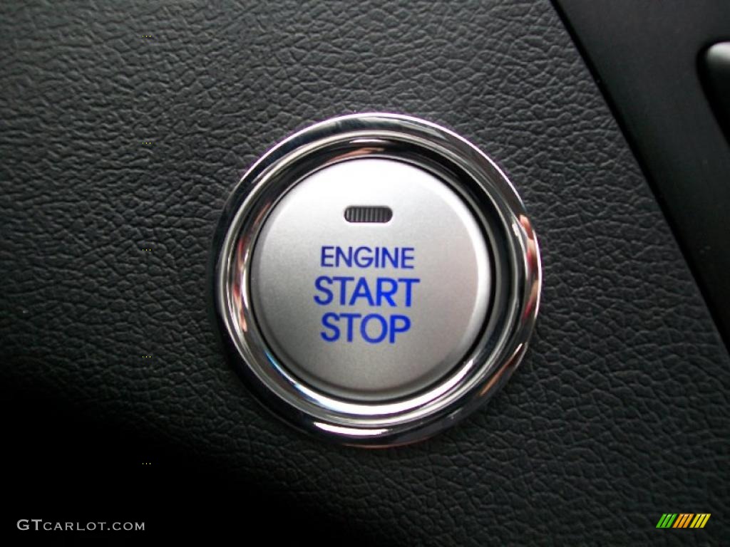 2011 Hyundai Sonata SE 2.0T Controls Photo #45425759