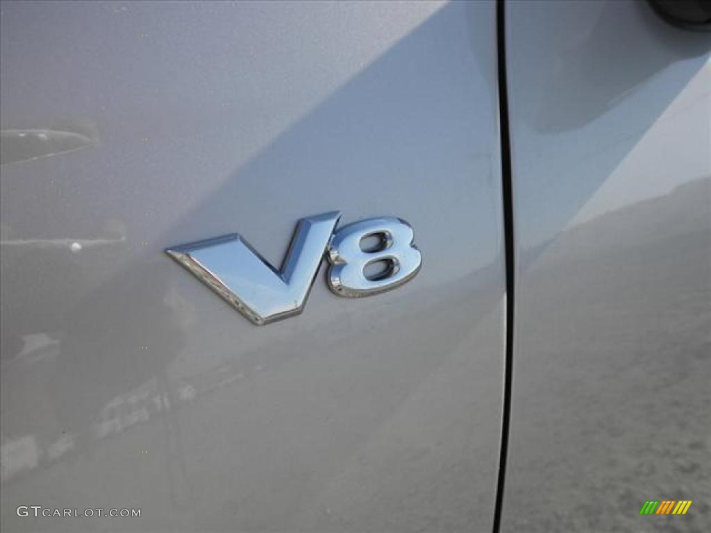 2011 GMC Canyon SLE Extended Cab Marks and Logos Photos
