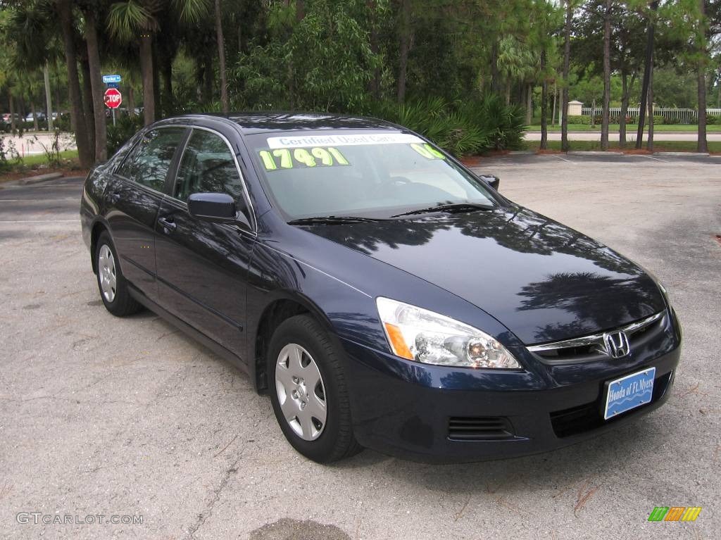 2006 Accord LX Sedan - Royal Blue Pearl / Gray photo #2