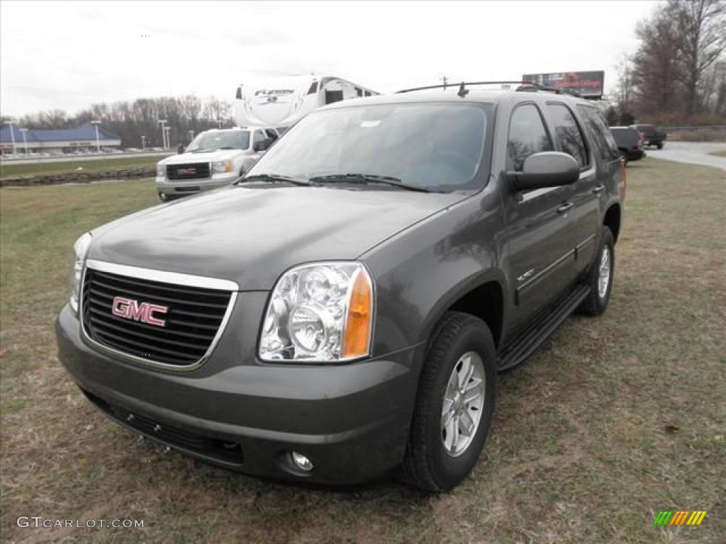 Storm Gray Metallic 2011 GMC Yukon SLE Exterior Photo #45427579