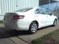 Super White - Camry LE Photo No. 16