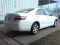 Super White - Camry LE Photo No. 16
