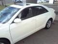 Super White - Camry LE Photo No. 20