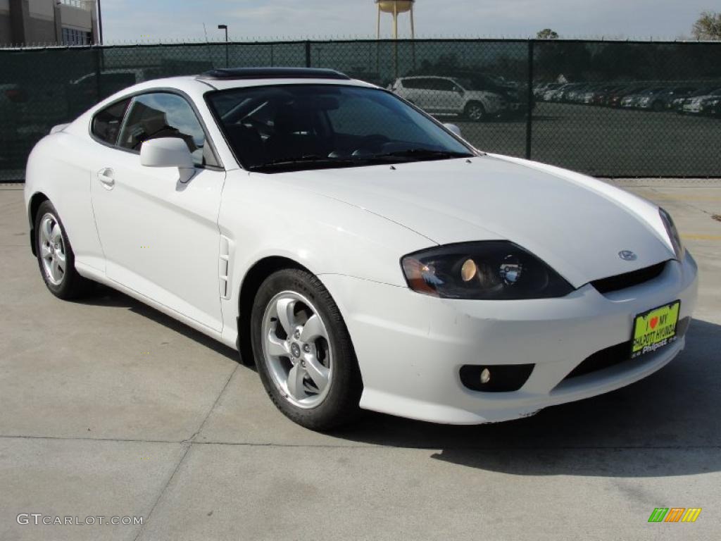 Alpine White Hyundai Tiburon