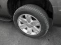 2011 GMC Yukon SLE 4x4 Wheel and Tire Photo