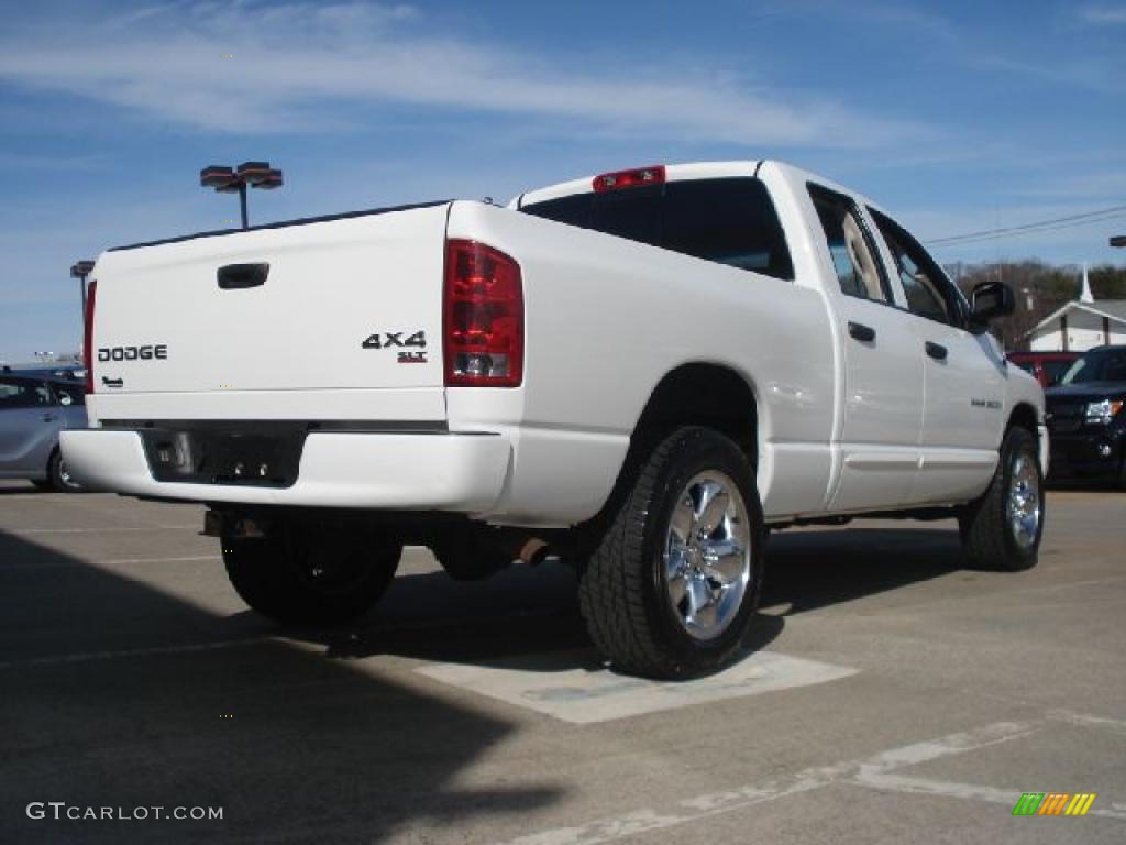 2004 Ram 1500 SLT Quad Cab 4x4 - Bright White / Dark Slate Gray photo #3