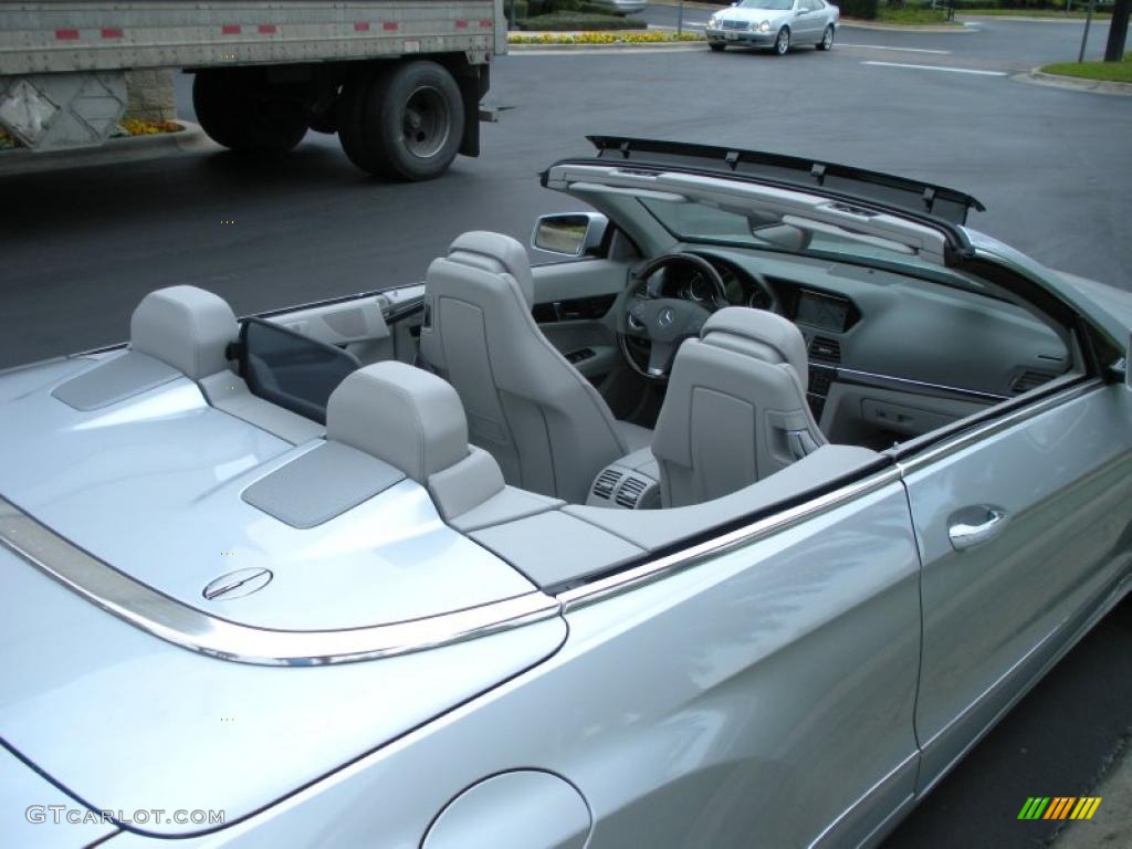 2011 E 350 Cabriolet - Iridium Silver Metallic / Ash/Dark Grey photo #11