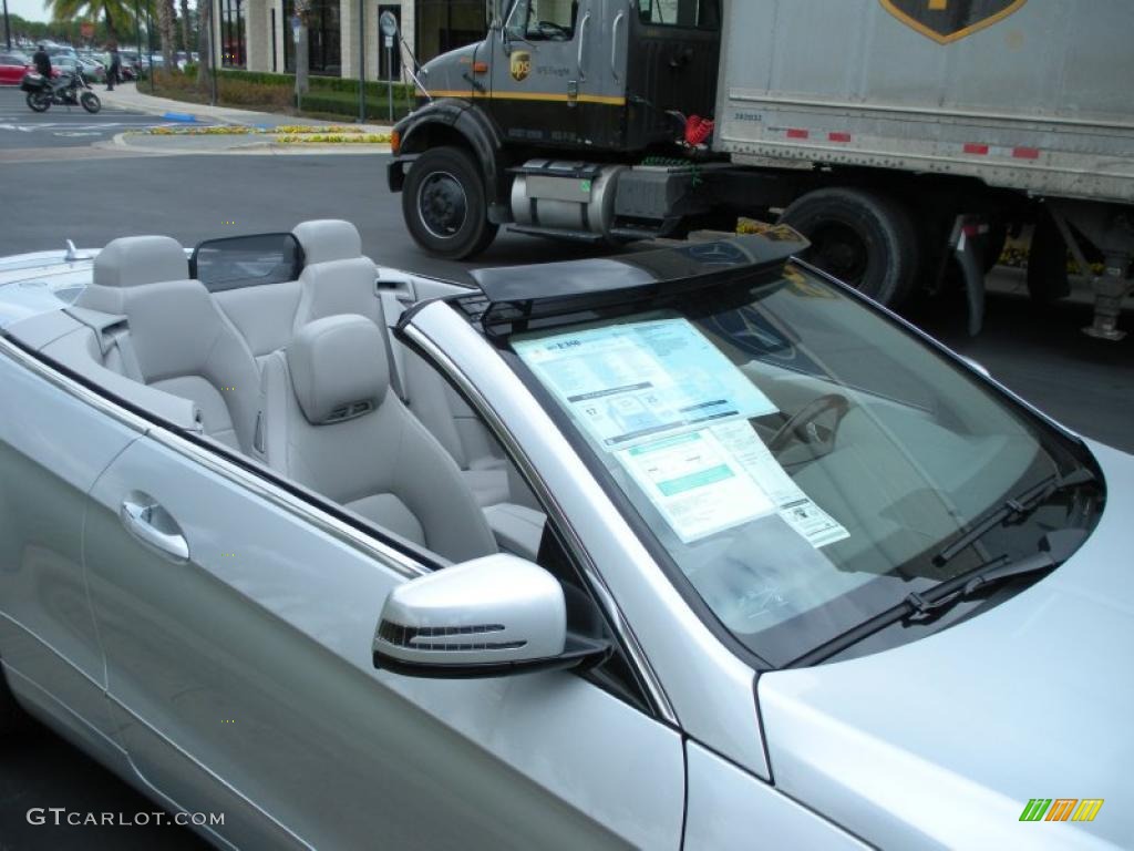 2011 E 350 Cabriolet - Iridium Silver Metallic / Ash/Dark Grey photo #12