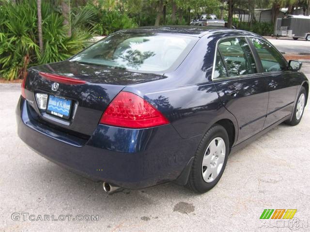 2006 Accord LX Sedan - Royal Blue Pearl / Gray photo #19