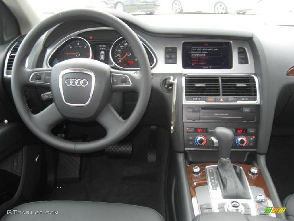 2011 Audi Q7 3.0 TDI quattro Black Dashboard Photo #45435322