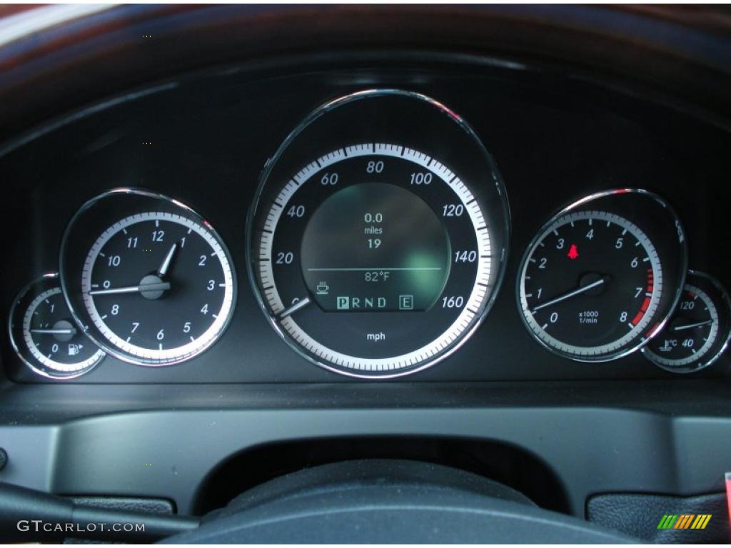 2011 Mercedes-Benz E 550 Coupe Gauges Photo #45435374