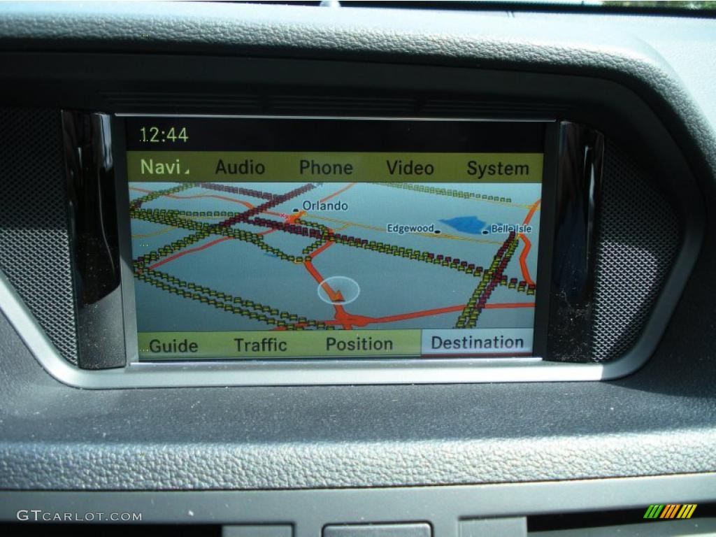 2011 Mercedes-Benz E 550 Coupe Navigation Photos