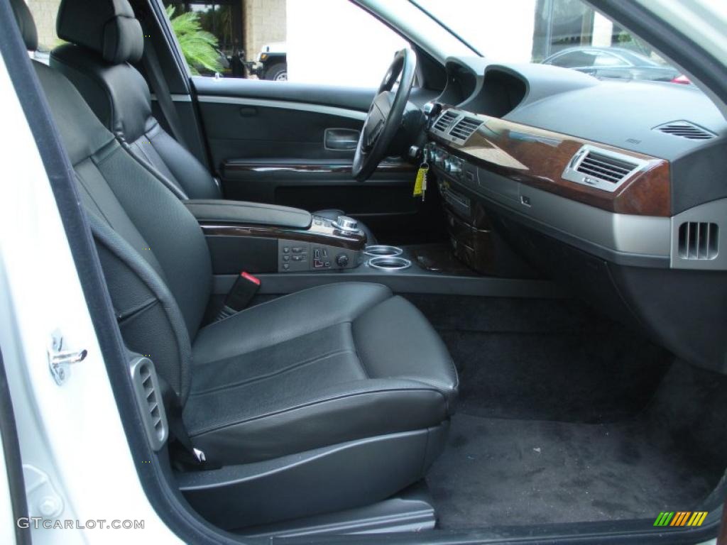 2007 7 Series 750i Sedan - Alpine White / Black photo #16
