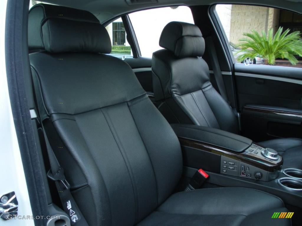 2007 7 Series 750i Sedan - Alpine White / Black photo #17