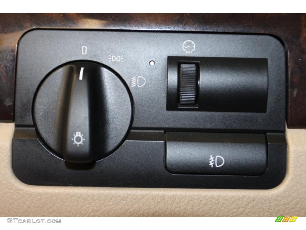 2000 BMW 3 Series 328i Sedan Controls Photo #45436109