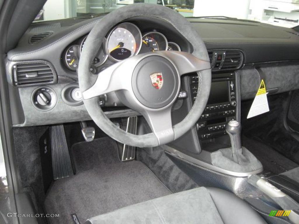 Black Interior 2011 Porsche 911 GT3 Photo #45436600