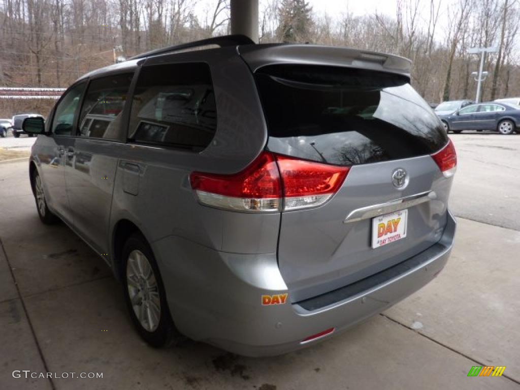 2011 Sienna Limited AWD - Silver Sky Metallic / Bisque photo #4