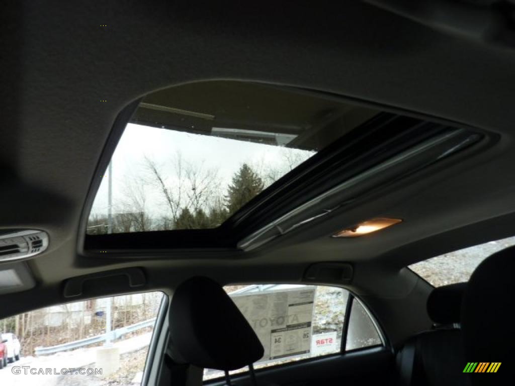 2011 Corolla S - Super White / Dark Charcoal photo #12