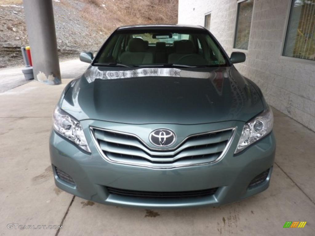 2011 Camry LE - Aloe Green Metallic / Bisque photo #6