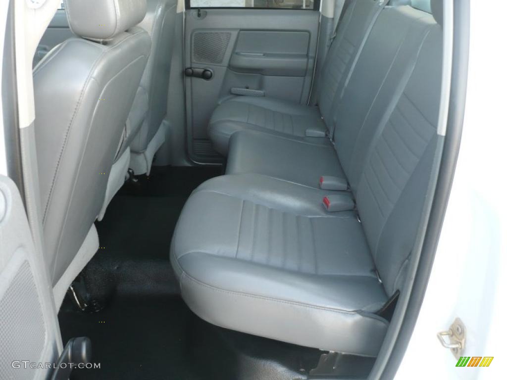 2006 Ram 2500 ST Quad Cab 4x4 Chassis - Bright White / Medium Slate Gray photo #9