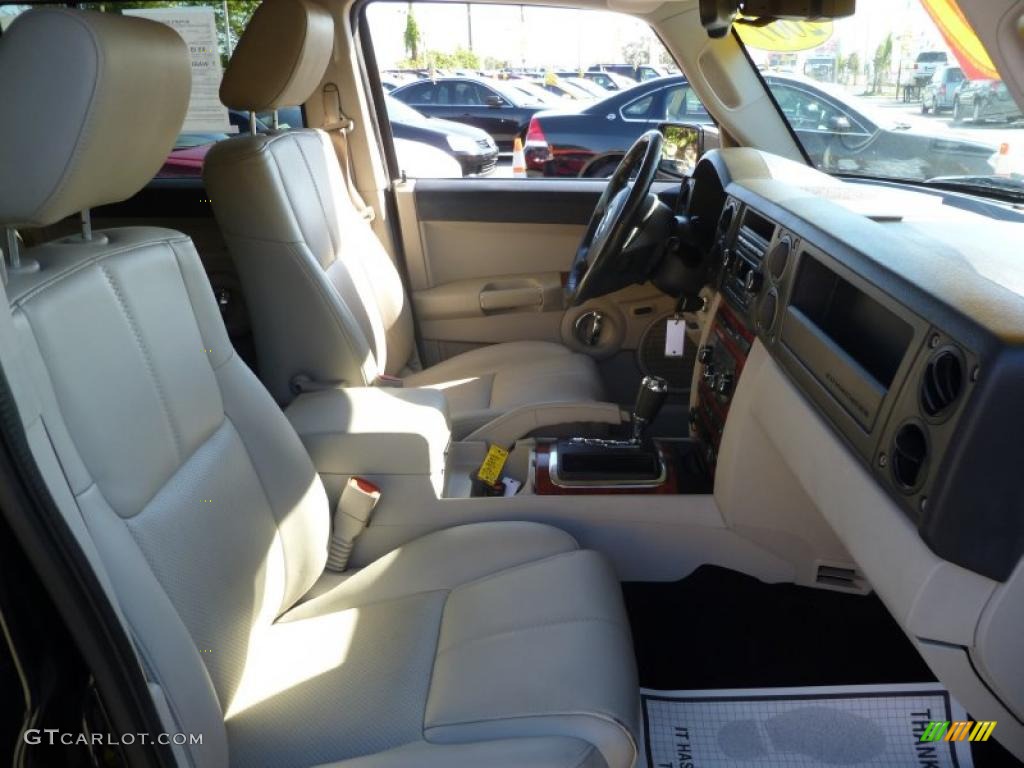 Dark Khaki/Light Graystone Interior 2007 Jeep Commander Limited Photo #45445555