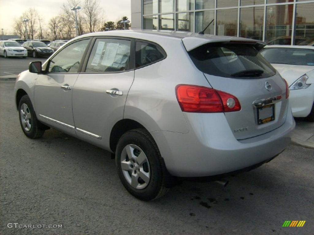 2011 Rogue S AWD - Silver Ice Metallic / Black photo #7