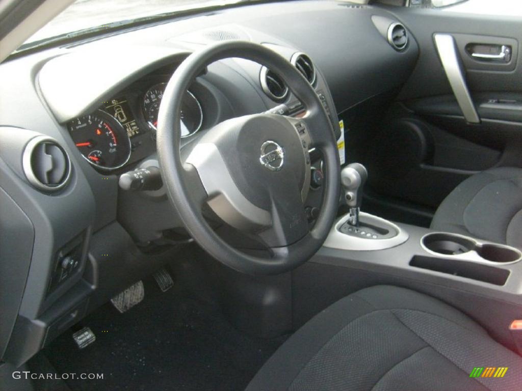 2011 Rogue S AWD - Silver Ice Metallic / Black photo #13