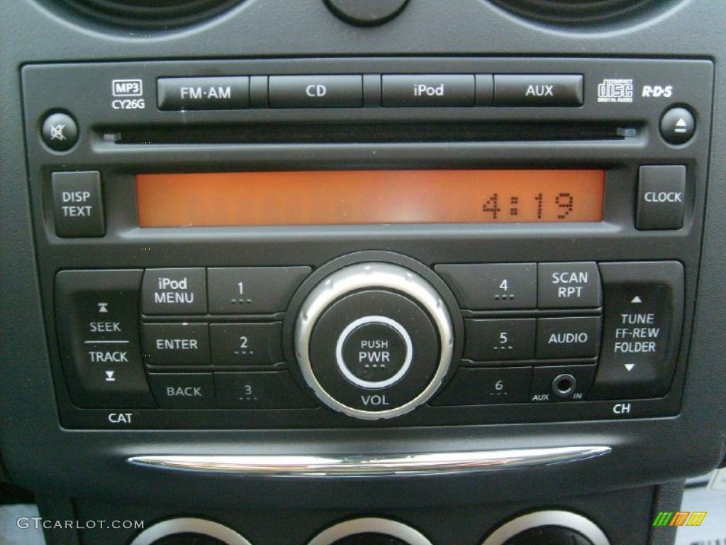 2011 Rogue S AWD - Silver Ice Metallic / Black photo #19