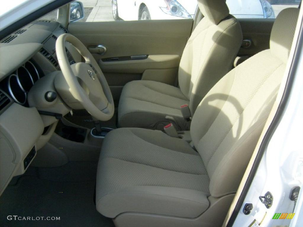 Beige Interior 2011 Nissan Versa 1.8 S Hatchback Photo #45453224
