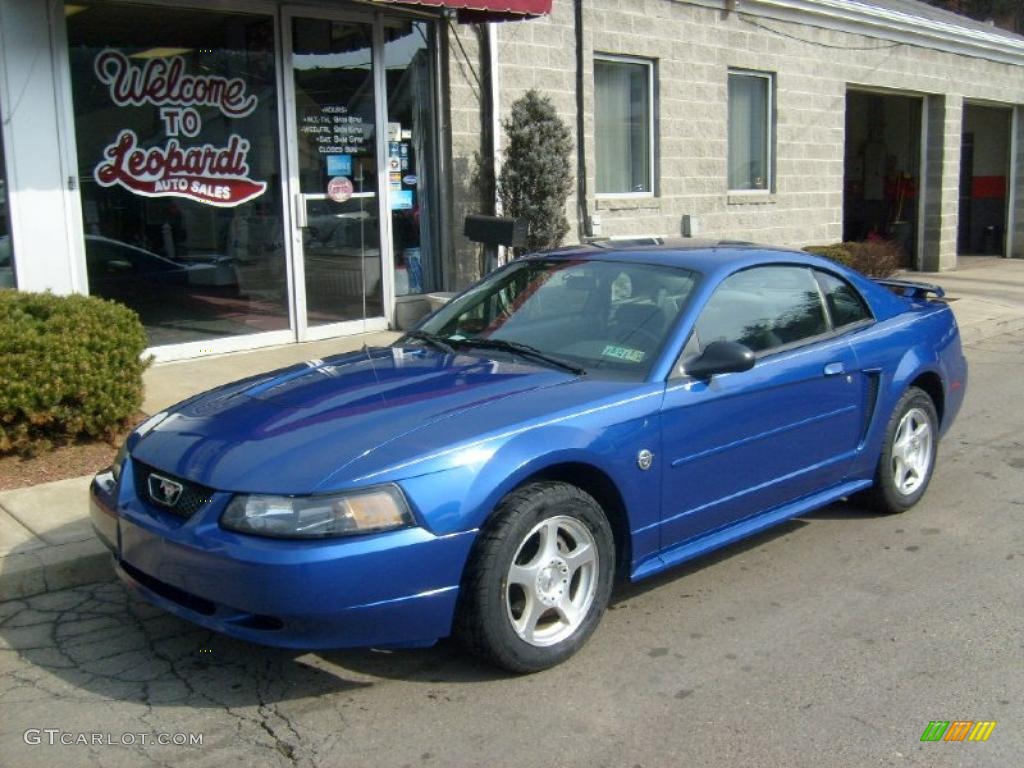 2004 Mustang V6 Coupe - Sonic Blue Metallic / Medium Graphite photo #1