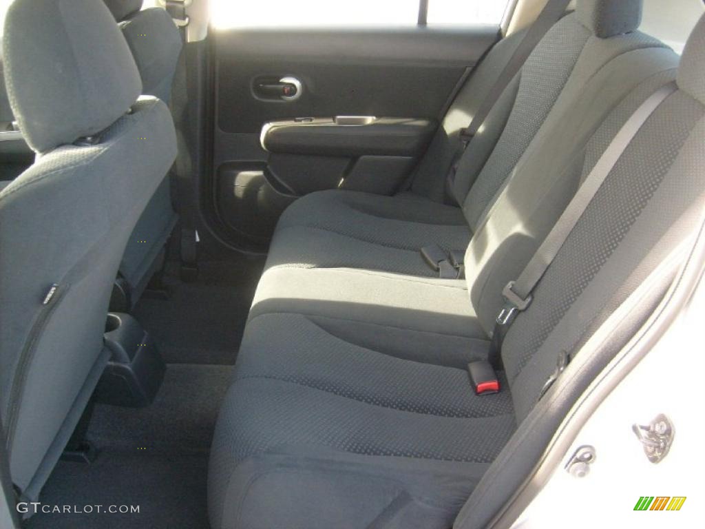 Charcoal Interior 2011 Nissan Versa 1.8 S Hatchback Photo #45453476